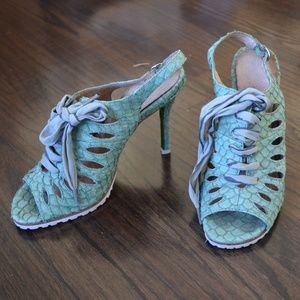 *GUC* Donald J Pliner Lace Up Peep Toe Heels - Green - Size 6.5
